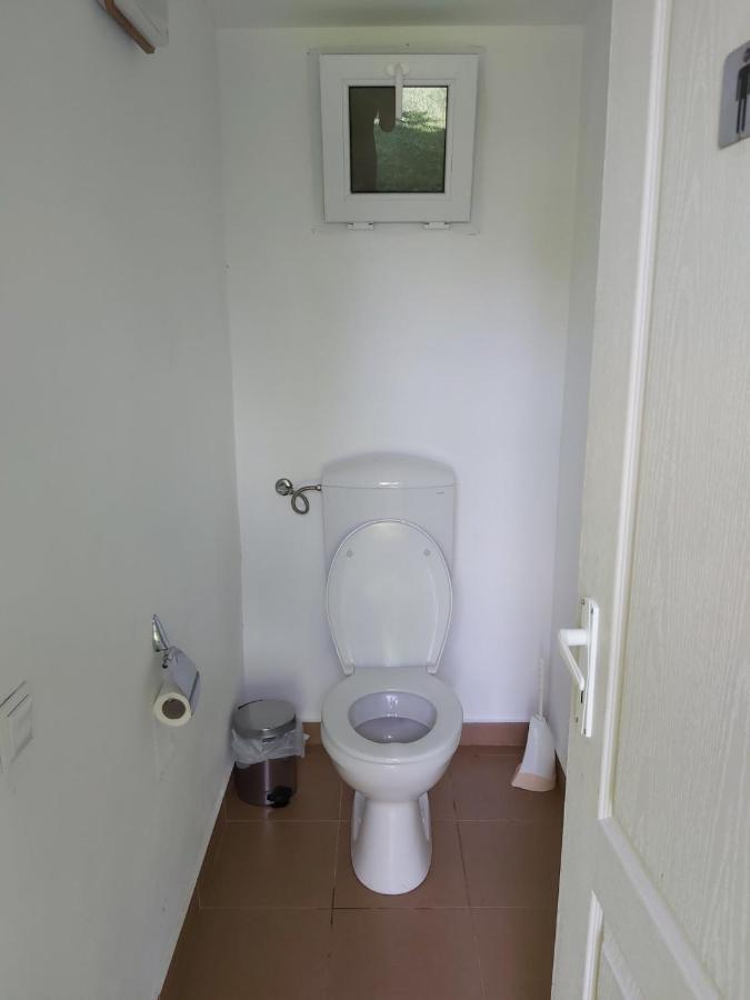 Bungalow Camping Edelweiss - Floare De Colt - Gyopar Rimetea Exterior foto