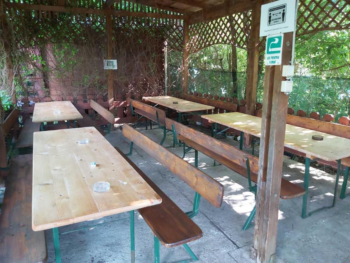 Bungalow Camping Edelweiss - Floare De Colt - Gyopar Rimetea Exterior foto