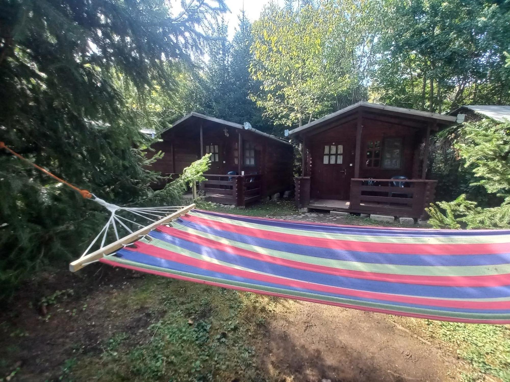 Bungalow Camping Edelweiss - Floare De Colt - Gyopar Rimetea Exterior foto